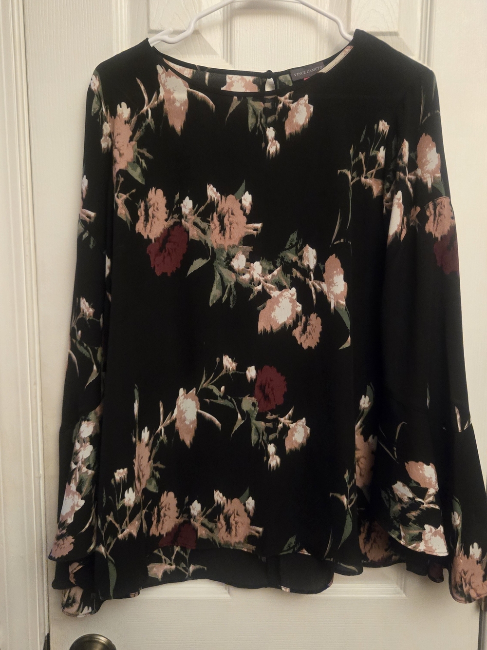 Vince Camuto Black Floral Ruffle-Sleeve Blouse